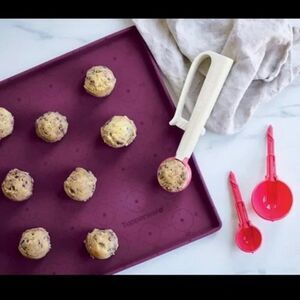 NIB Tupperware Portioning Scoops ~ One product three sizes